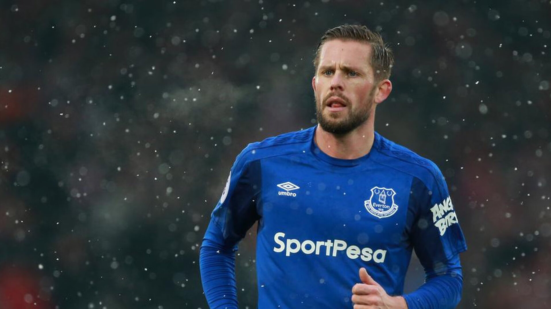 浓眉撕裂北美夜空,当个人英雄主义成为最极致的团队注解