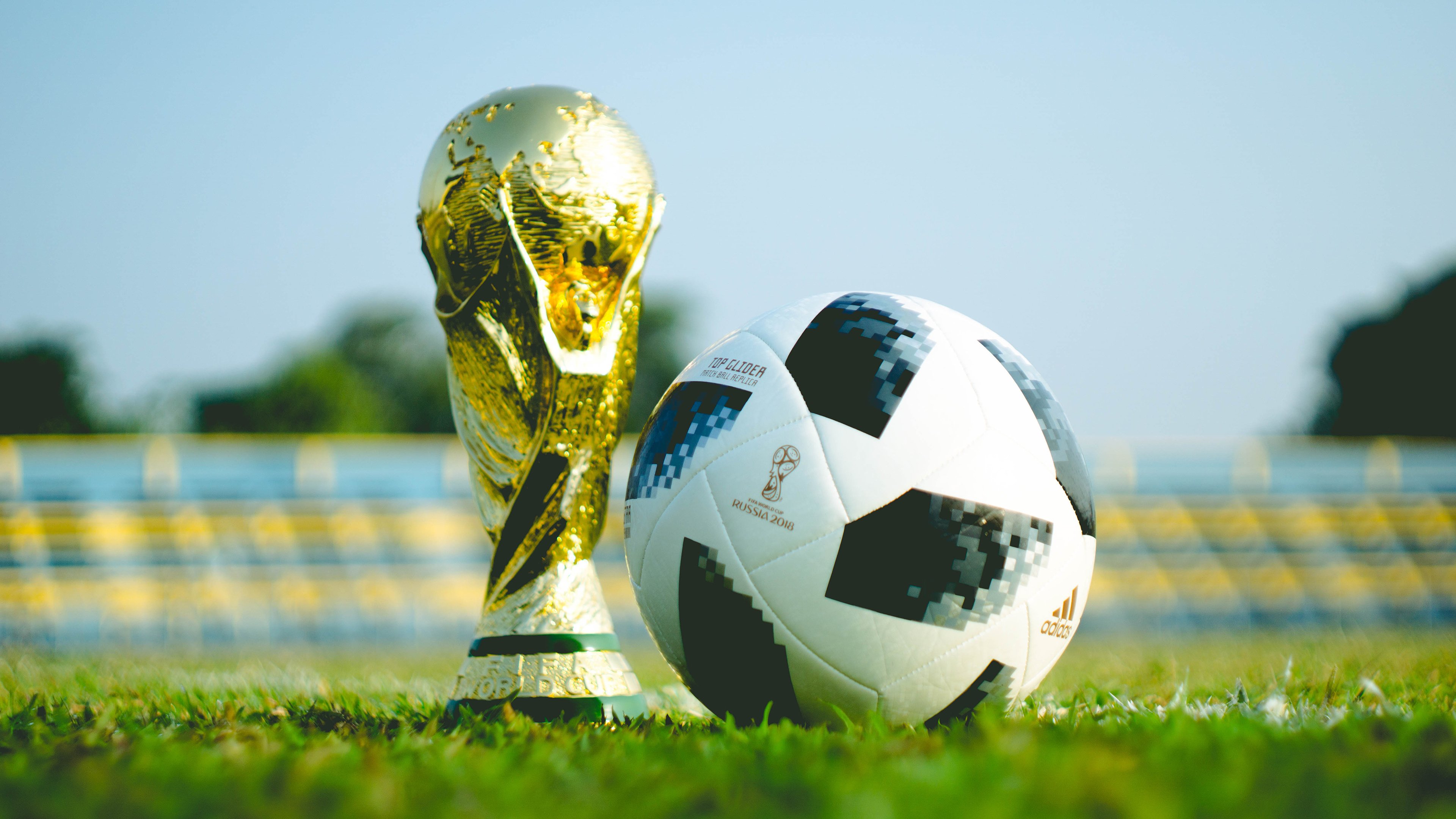 爱游戏官方入口-亚洲之光闪耀2026世界杯，泰国队压哨绝杀哥斯达黎加，三笘薰天神下凡书写传奇